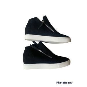 Steve Madden Black Slip-On Sneakers